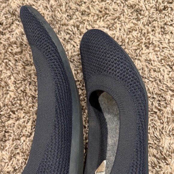 Allbirds Women's Charcoal Flats - Picture 6 of 7